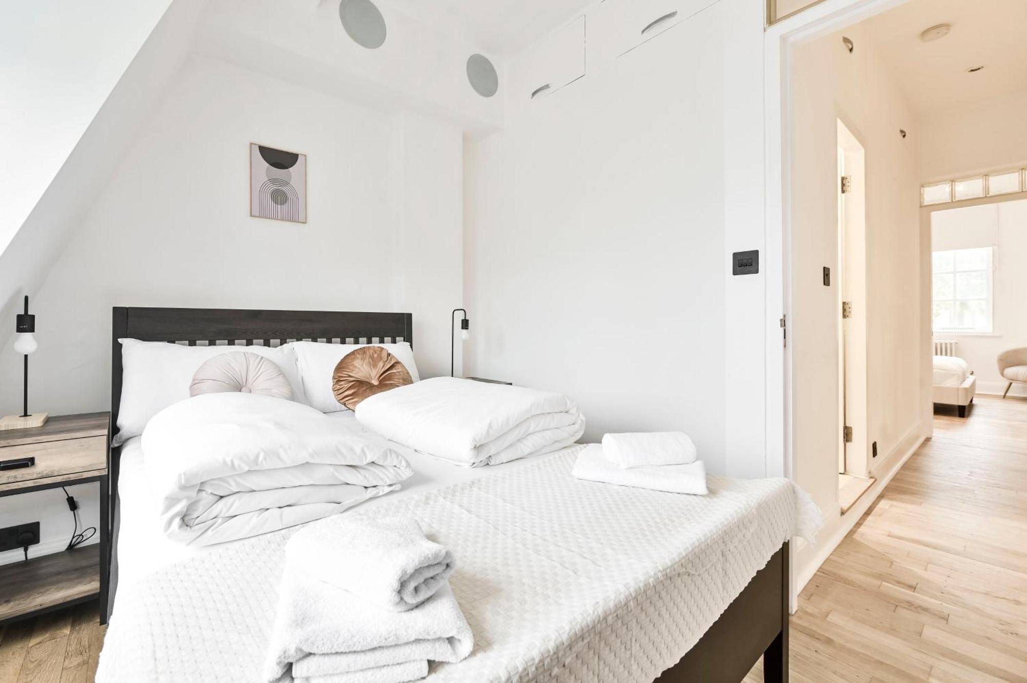 Wonderful Fitzrovia 3 Bed Apartment لندن المظهر الخارجي الصورة