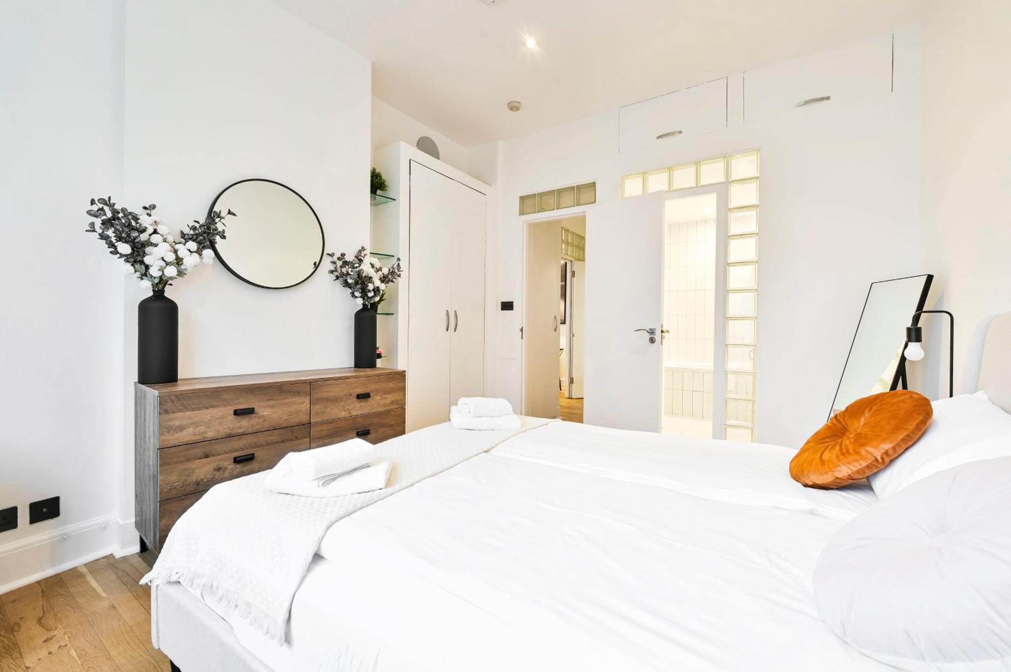 Wonderful Fitzrovia 3 Bed Apartment لندن المظهر الخارجي الصورة